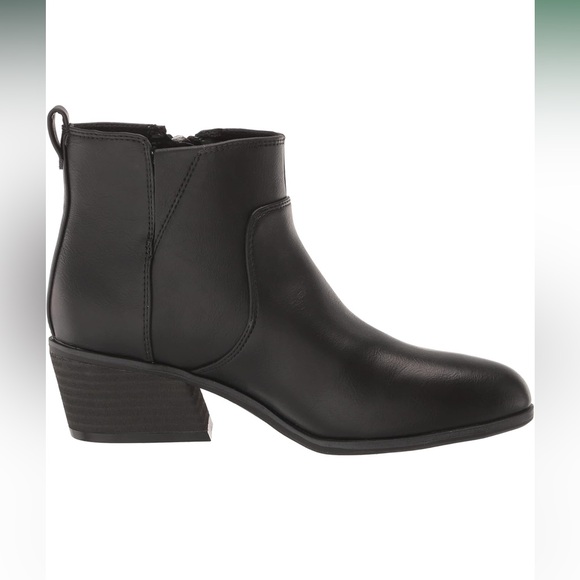 Dr. Scholl's Women's Black Lawless Leather Ankle Boot NWT - Picture 3 of 10